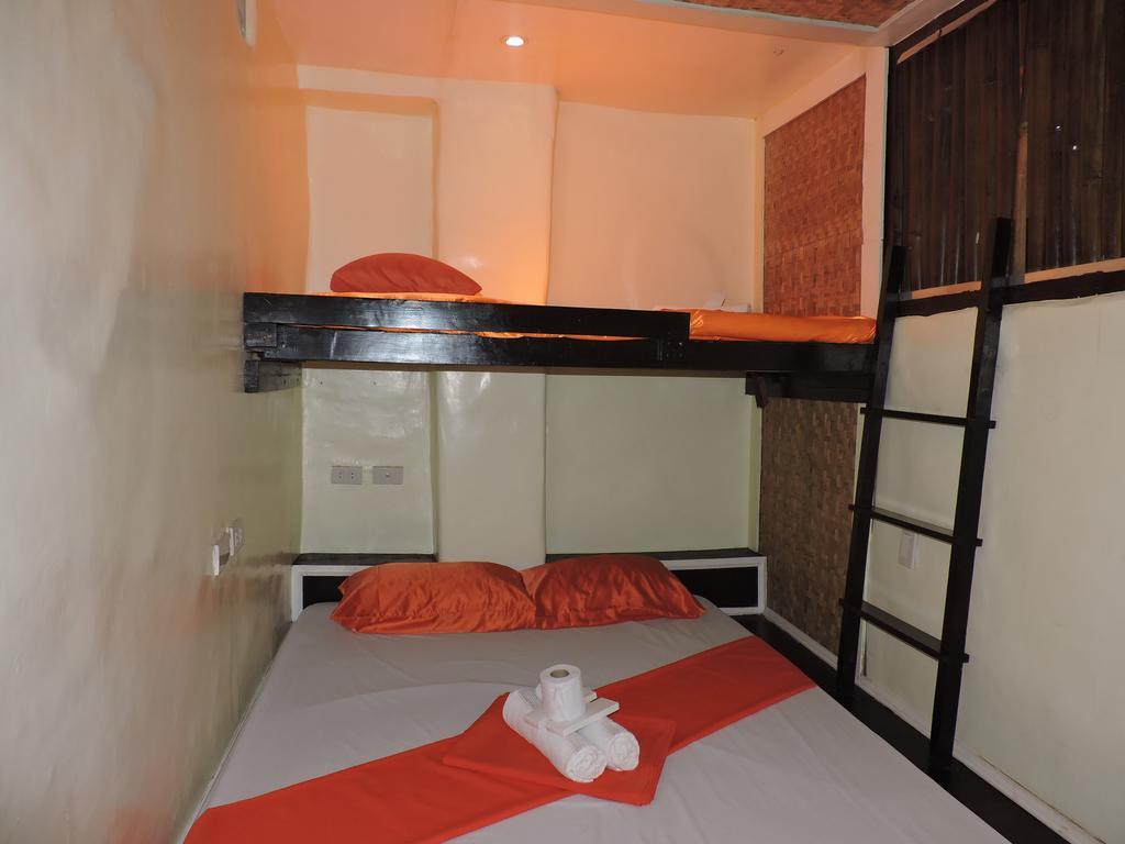 Orange Mangrove Pension House By Sms Hospitality Puerto Princesa Rom bilde