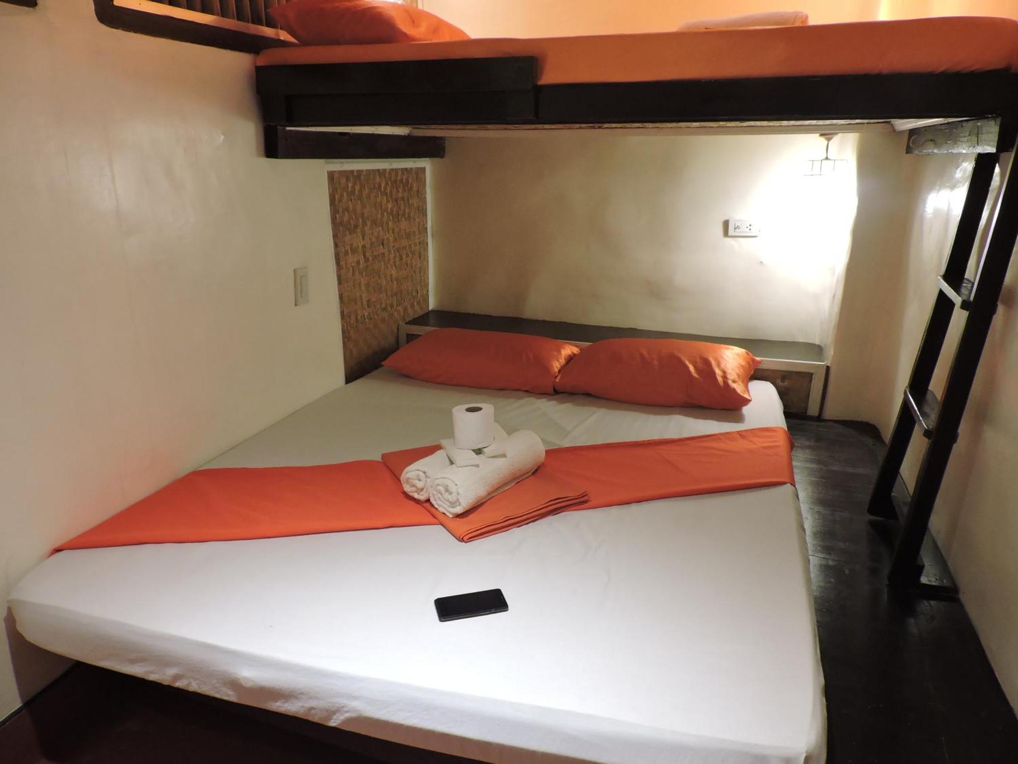 Orange Mangrove Pension House By Sms Hospitality Puerto Princesa Rom bilde