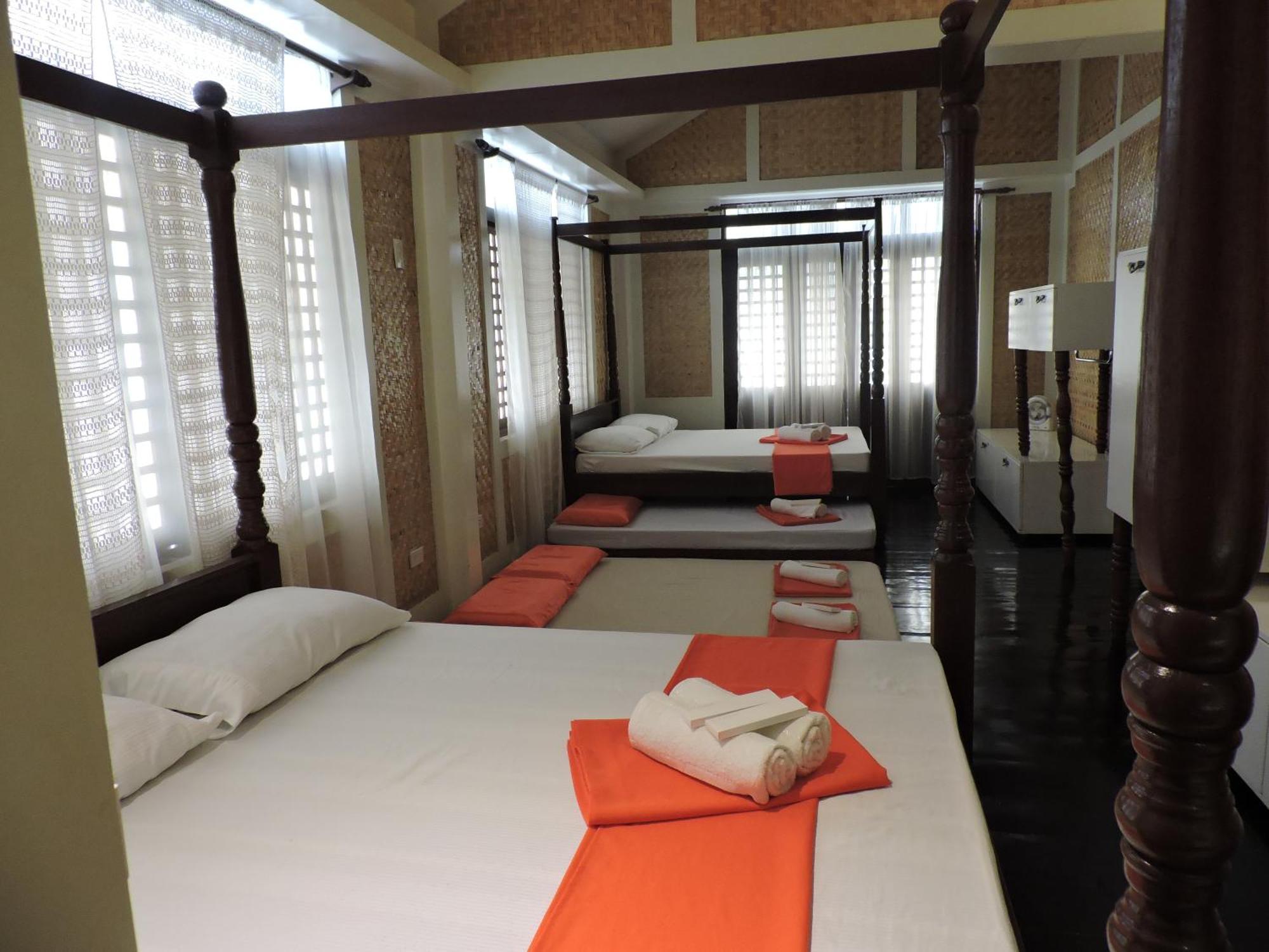 Orange Mangrove Pension House By Sms Hospitality Puerto Princesa Rom bilde