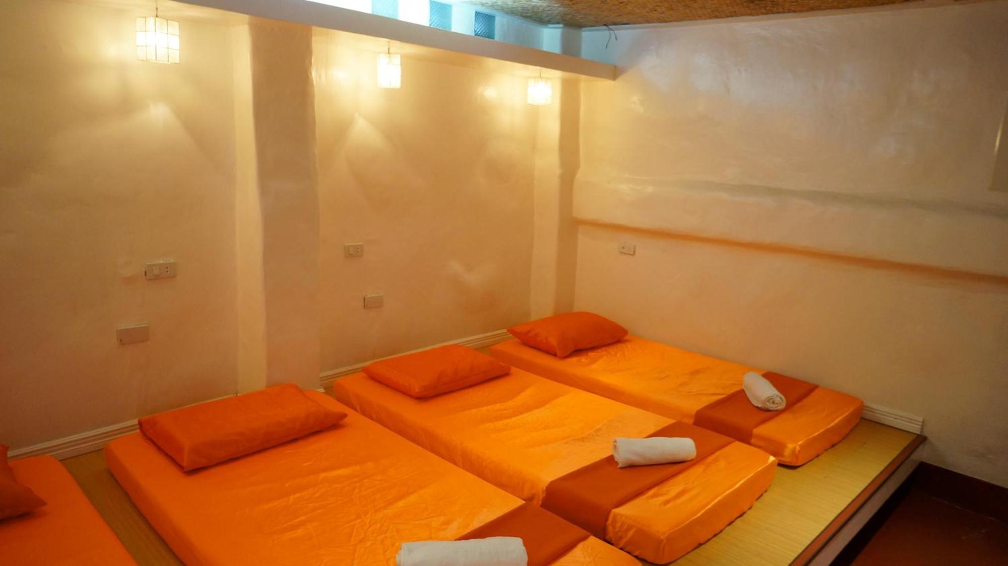 Orange Mangrove Pension House By Sms Hospitality Puerto Princesa Rom bilde